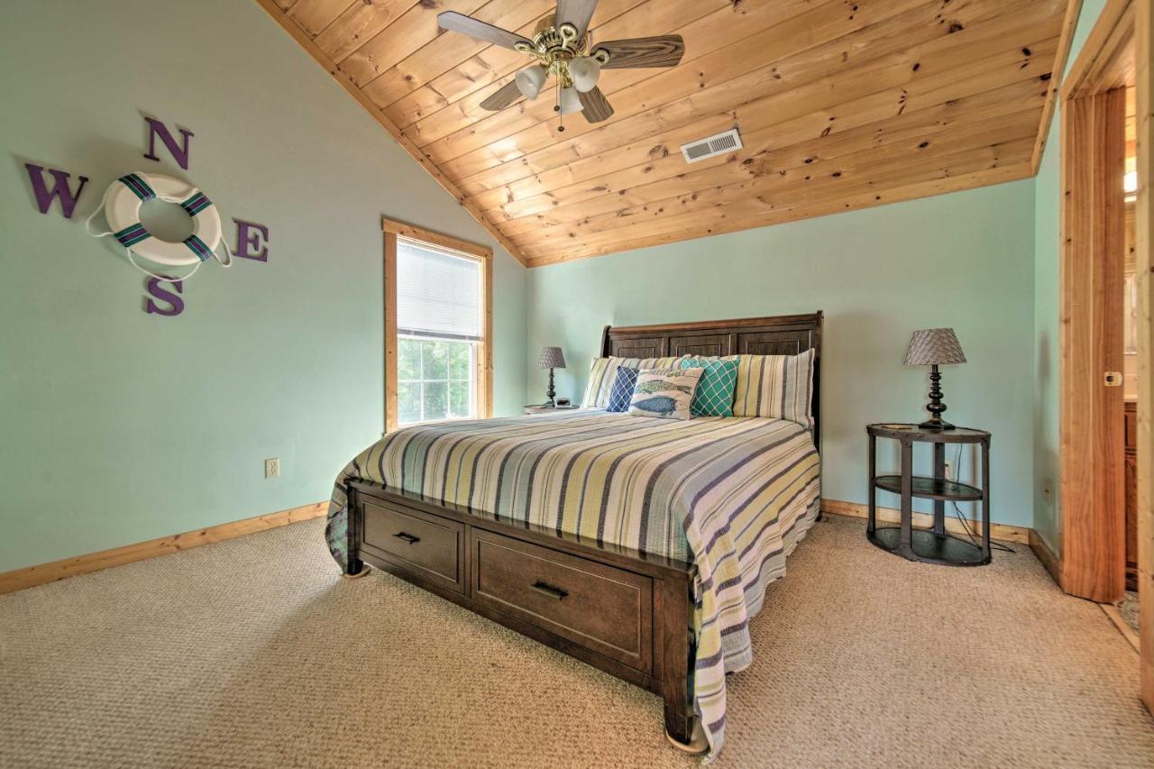 Sevierville Lake House With Deck And Foosball Table! المظهر الخارجي الصورة