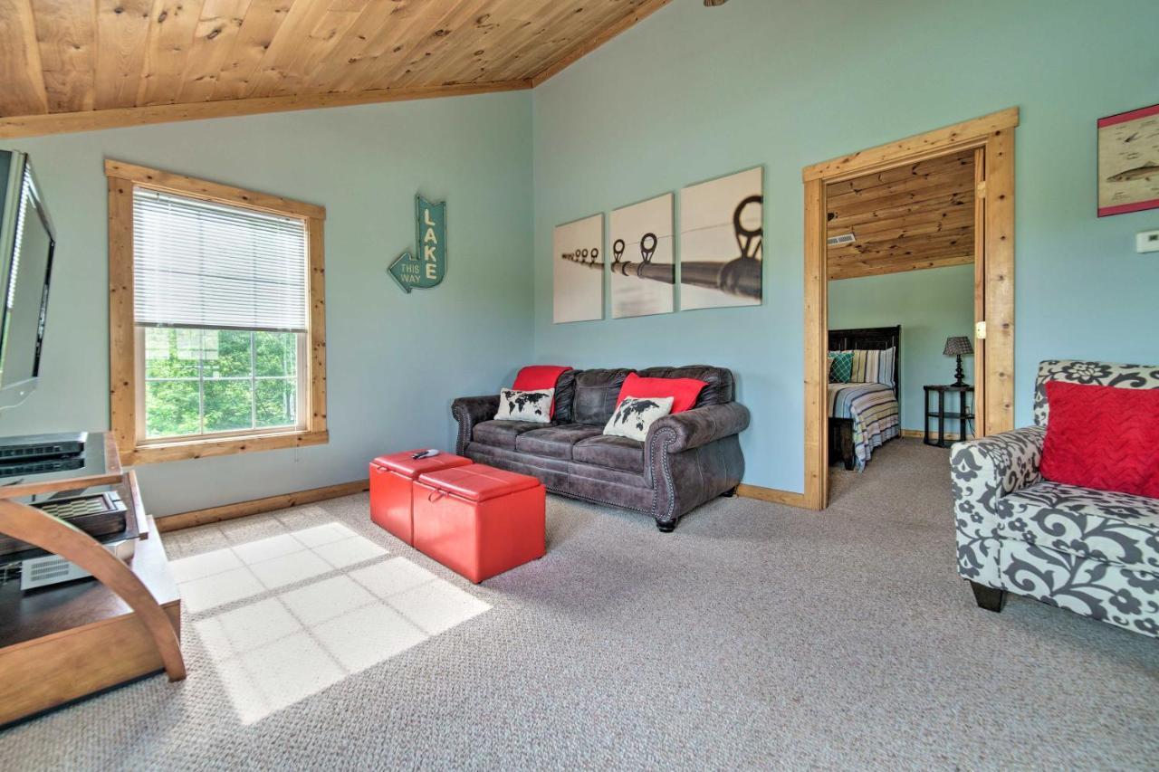 Sevierville Lake House With Deck And Foosball Table! المظهر الخارجي الصورة