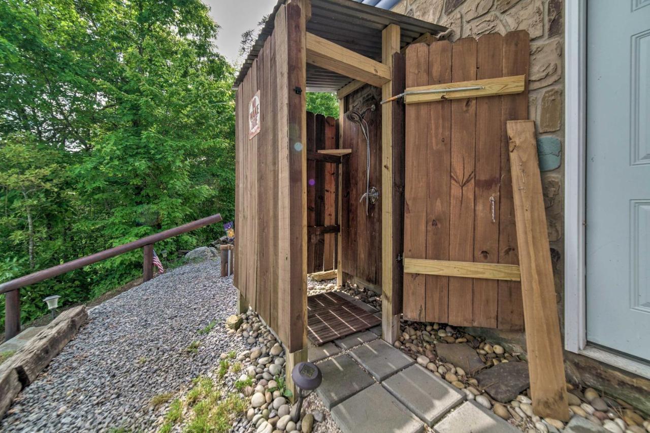 Sevierville Lake House With Deck And Foosball Table! المظهر الخارجي الصورة